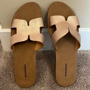 Woolworths Rose Gold Metallic Sandal Womens 9.5